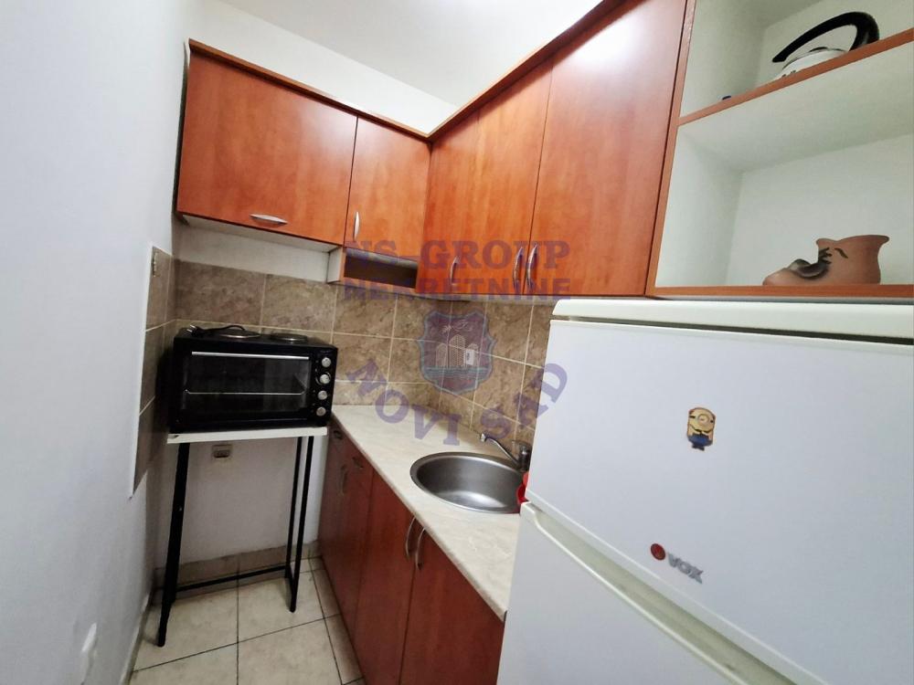 Slika 4 - Odlična garsonjera- Nova Detelinara!