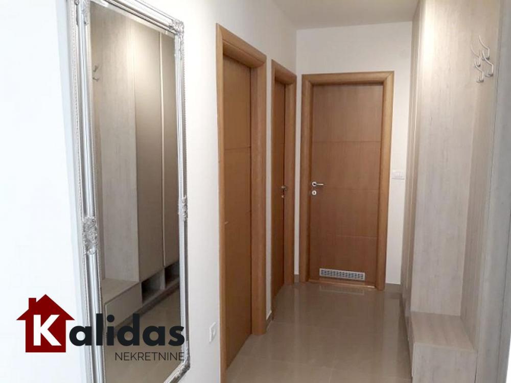 Slika 4 - Stan,NOVI SAD,SAJAM,kv: 60, € 194460, ID: 1007900
