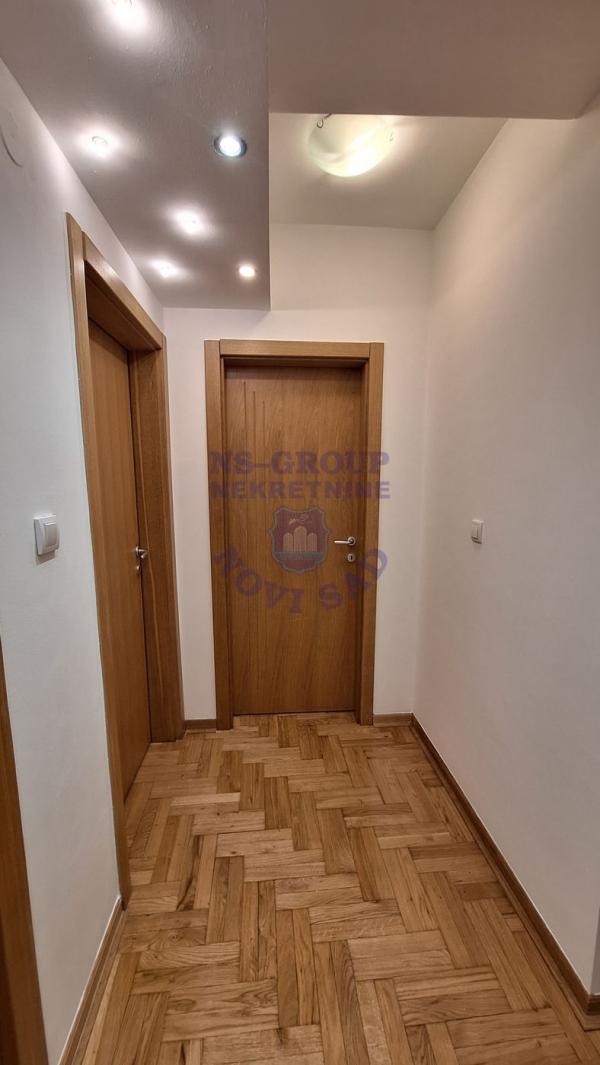 Slika 8 - Dvosoban stan na Bulevaru Patrijarha Pavla