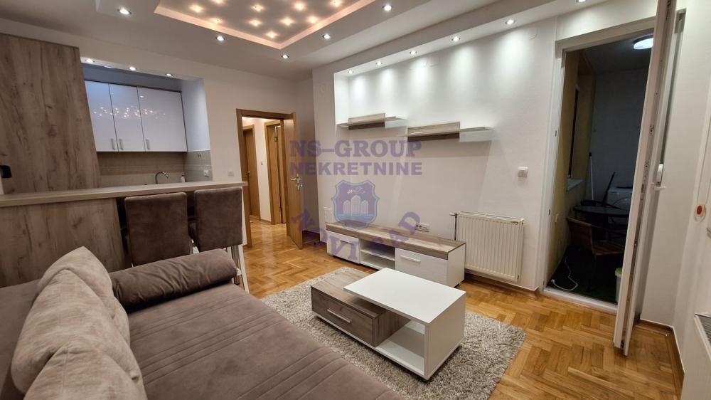 Glavna slika -Dvosoban stan na Bulevaru Patrijarha Pavla