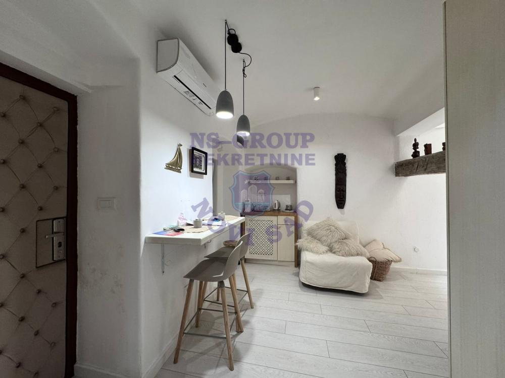 Slika 1 - Garsonjera u Gradići, Petrovaradin 32m2