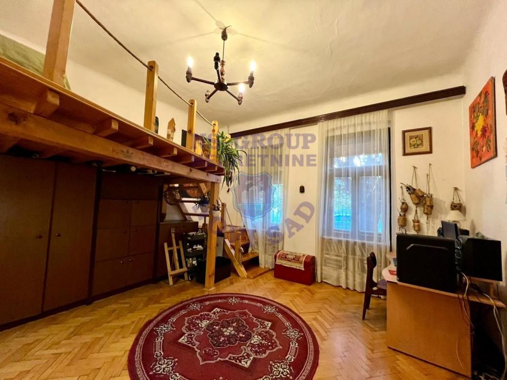 Slika 2 - Jedinstvena, komforna nekretnina! Petrovaradin - Stari Majur! š. 551357