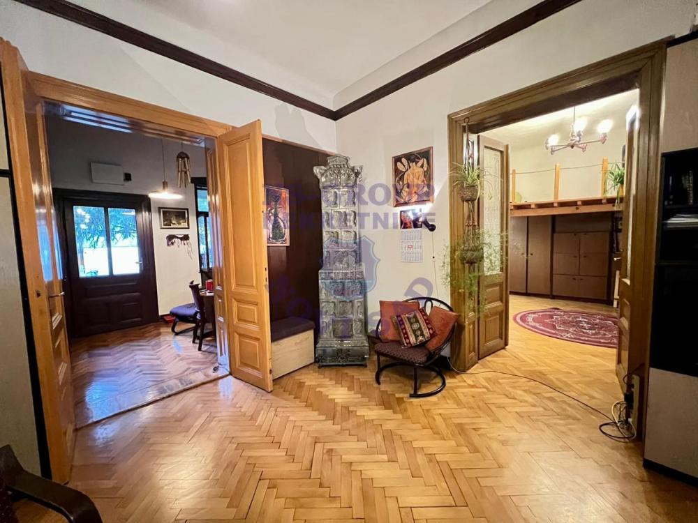 Slika 9 - Jedinstvena, komforna nekretnina! Petrovaradin - Stari Majur! š. 551357