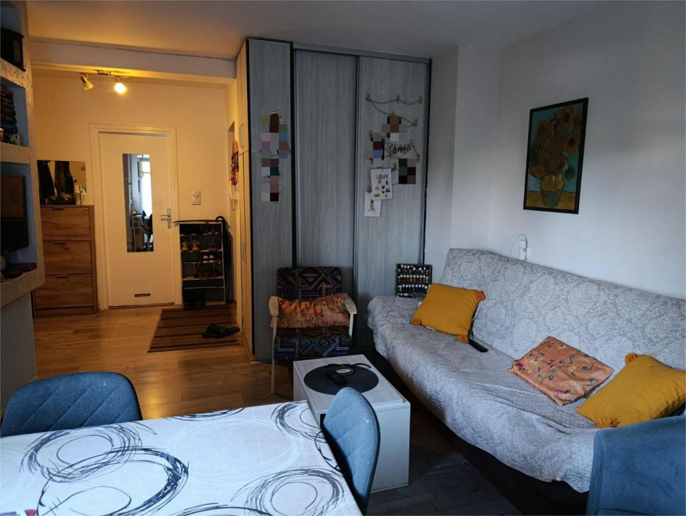 Slika 7 - Dvoiposoban, 50m2, Avijatičarsko naselje Novi Sad