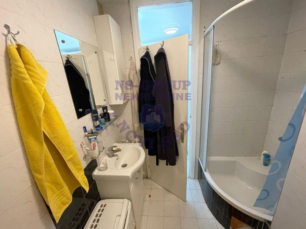 Slika 2 - Dvosoban stan na Novom Naselju 65m2