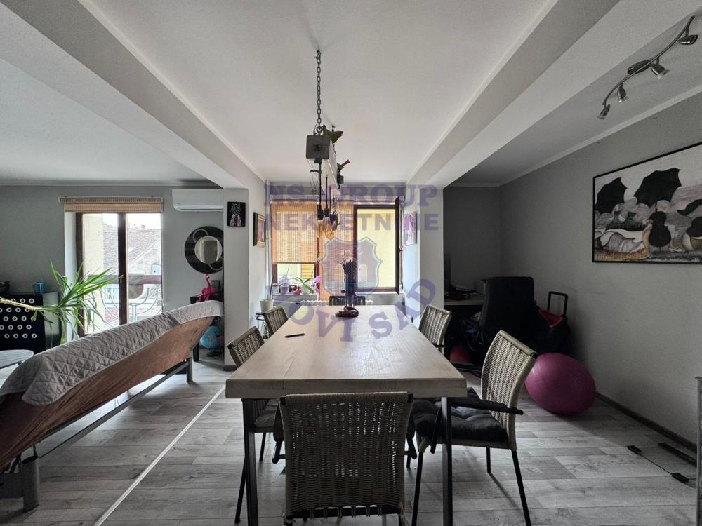 Slika 10 - Četvorosoban stan u centru! 102m2