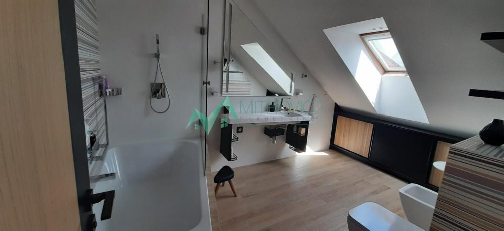 Slika 10 - Luksuzni dupleks stan u centru grada