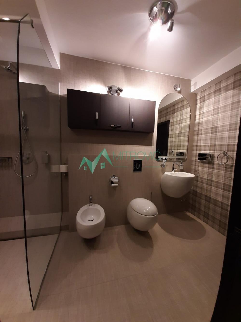 Slika 8 - Luksuzni dupleks stan u centru grada