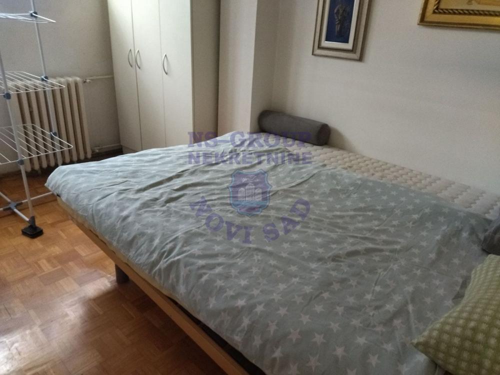 Slika 6 - Dvosoban stan na Bulevaru 54m2 