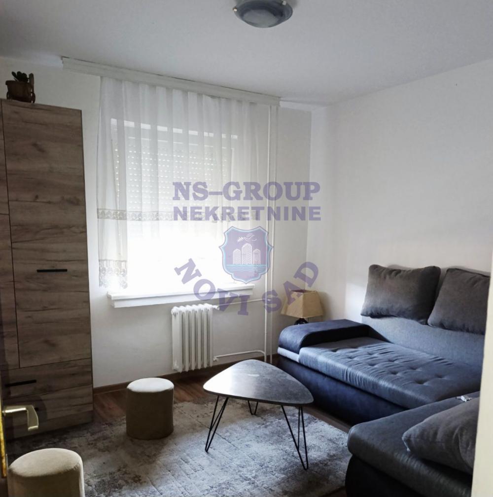 Glavna slika -Dvoiposoban stan na Novom Naselju 56m2