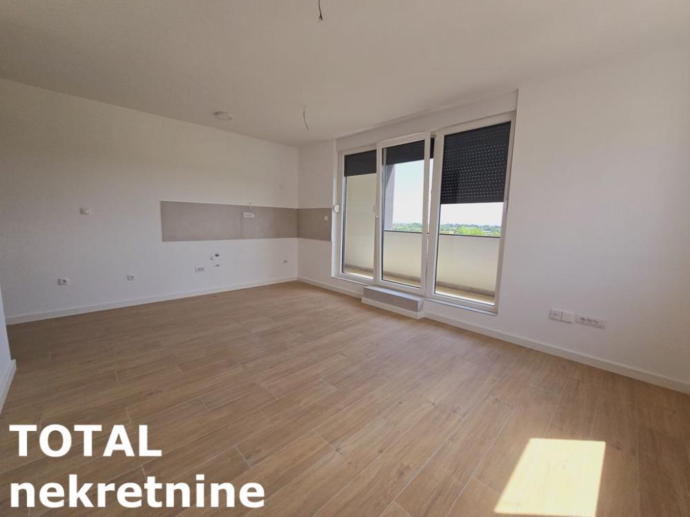 Slika 1 - Stan,PETROVARADIN,PETROVARADIN,kv: 72.00, € 155750, ID: 1098221