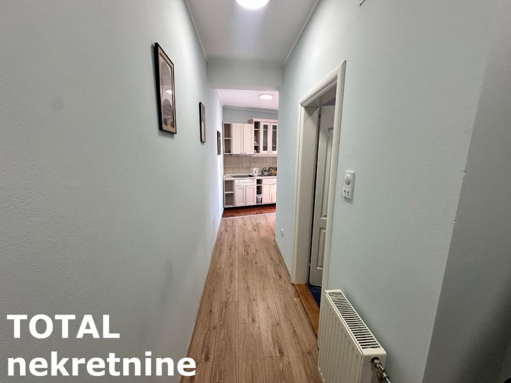 Slika 8 - Stan,NOVI SAD,CENTAR,kv: 35.00, € 97850, ID: 1100531