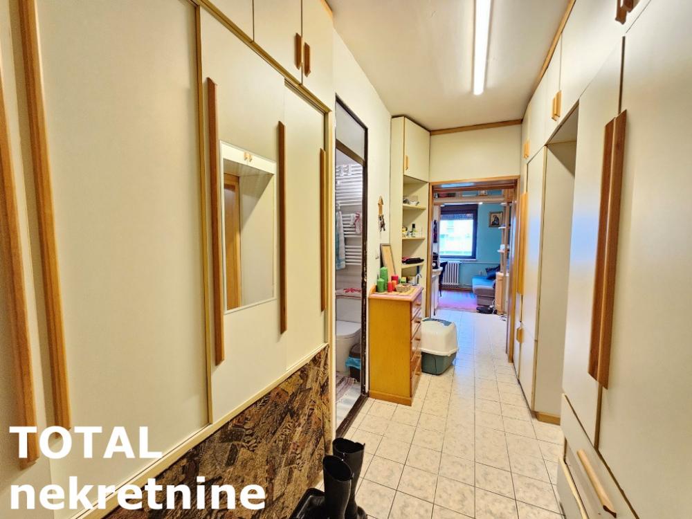 Slika 8 - Stan,NOVI SAD,BULEVAR,kv: 65.00, € 195000, ID: 1100562