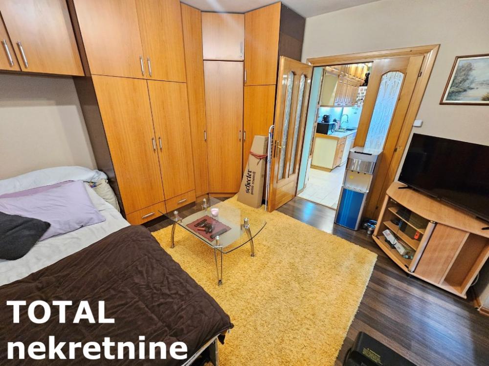 Slika 5 - Stan,NOVI SAD,BULEVAR,kv: 65.00, € 195000, ID: 1100562