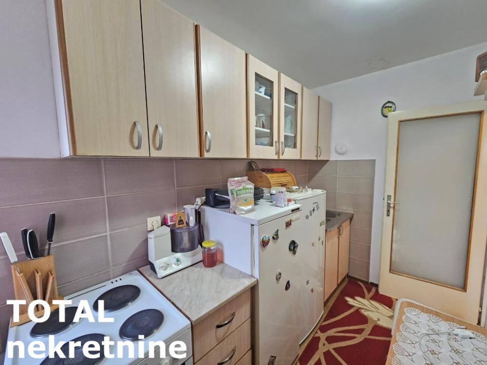 Slika 7 - Stan,NOVI SAD,BULEVAR,kv: 41.00, € 115000, ID: 1100669