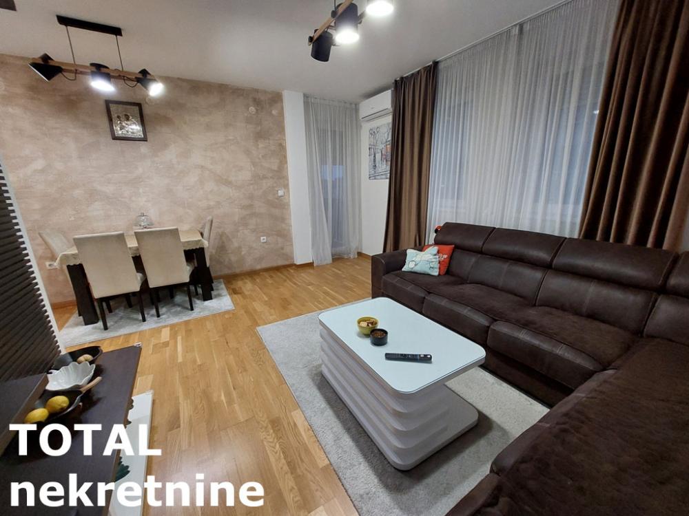 Slika 10 - Stan,NOVI SAD,TELEP,kv: 56.00, € 167380, ID: 1100966