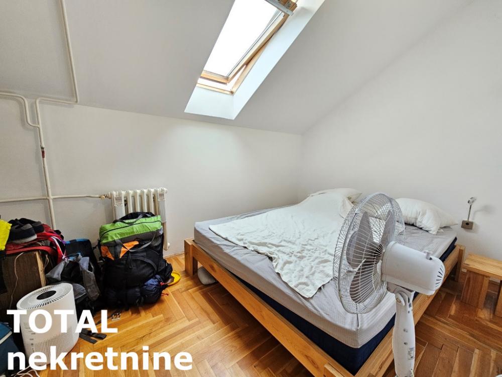 Slika 4 - Stan,NOVI SAD,BULEVAR,kv: 40.00, € 113300, ID: 1100968