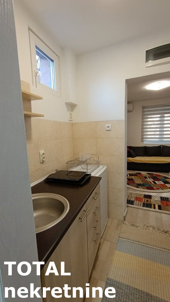 Slika 5 - Stan,NOVI SAD,CARA DUSANA,kv: 22.00, € 66950, ID: 1099859