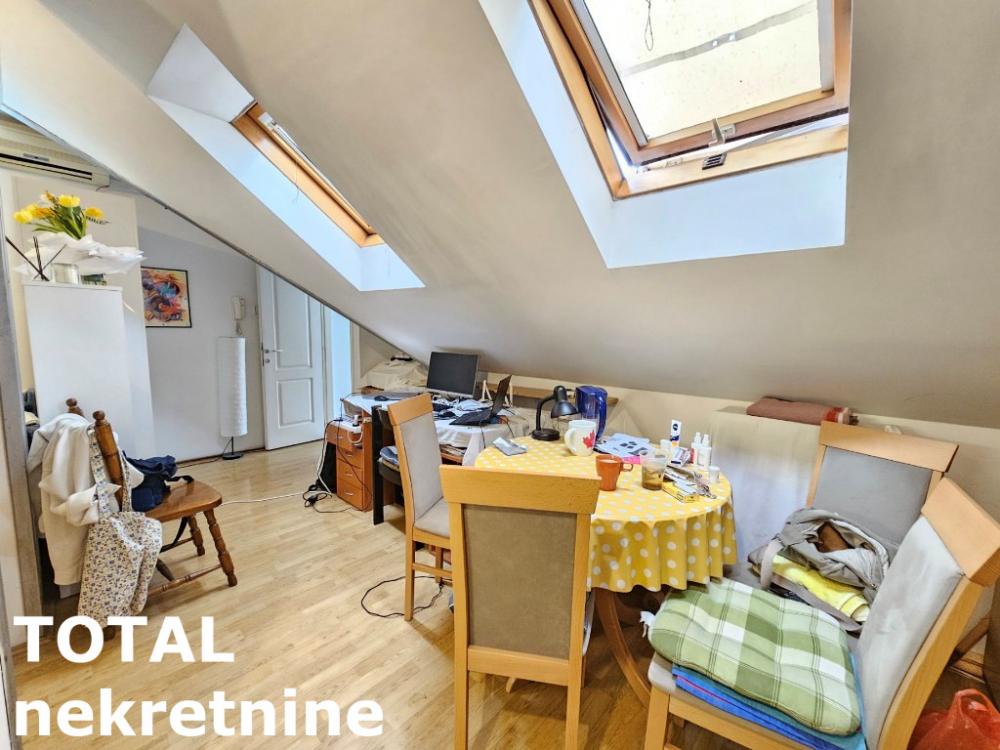 Slika 6 - Stan,NOVI SAD,CARA DUSANA,kv: 78.00, € 128600, ID: 1100142