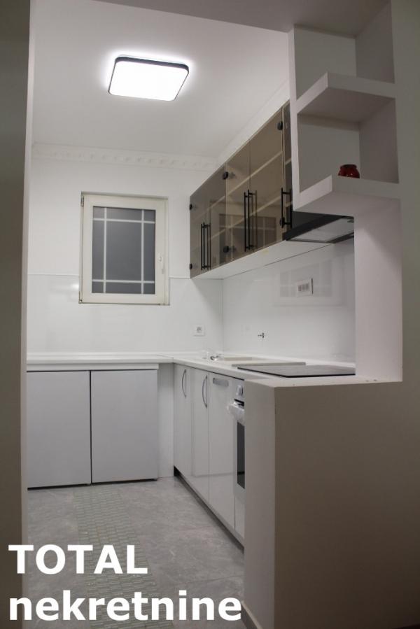 Slika 6 - Stan,NOVI SAD,GRBAVICA,kv: 100.00, € 193000, ID: 1100571