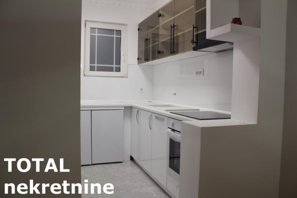 Slika 4 - Stan,NOVI SAD,GRBAVICA,kv: 100.00, € 193000, ID: 1100571