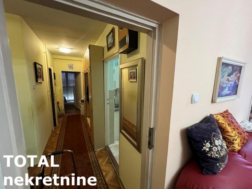 Slika 10 - Stan,NOVI SAD,CENTAR,kv: 71.00, € 172660, ID: 1100911