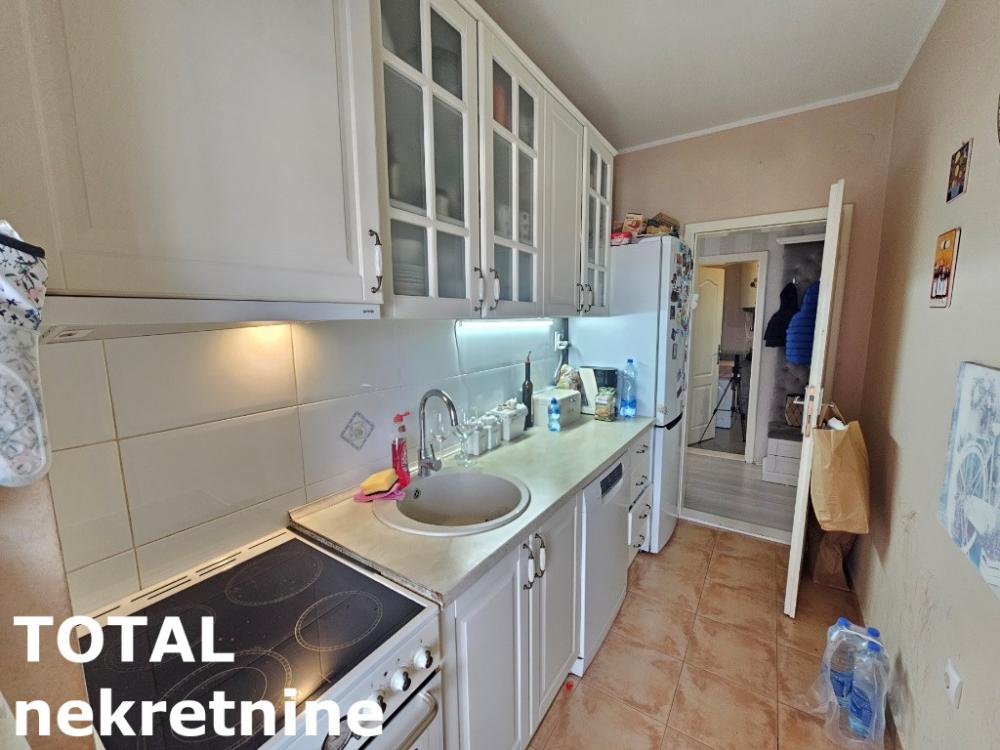 Slika 10 - Stan,NOVI SAD,CENTAR,kv: 70.00, € 216300, ID: 1100294