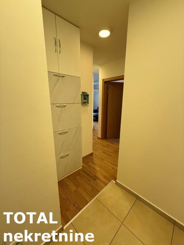 Slika 11 - Stan,NOVI SAD,GRBAVICA,kv: 49.00, € 142100, ID: 1100971