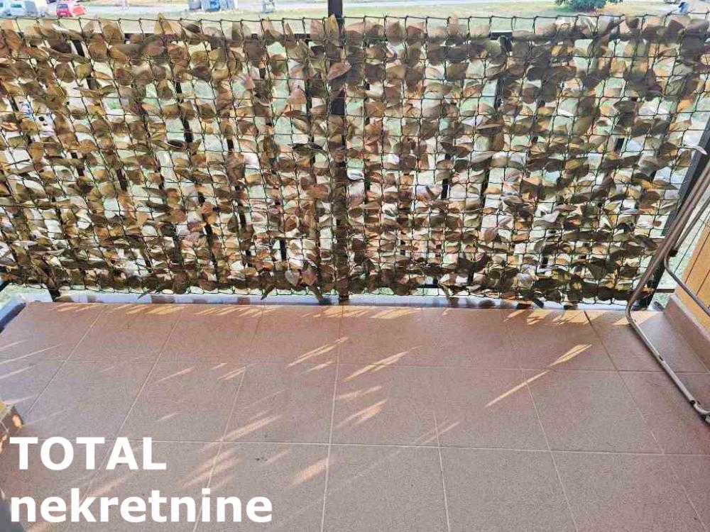 Slika 10 - Stan,NOVI SAD,ADICE,kv: 69.00, € 159650, ID: 1100953