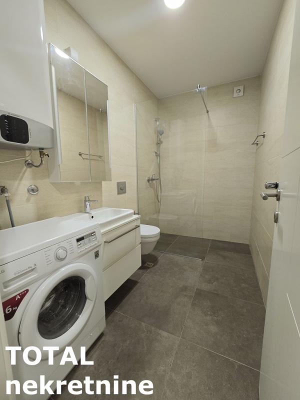 Slika 11 - Stan,NOVI SAD,CENTAR,kv: 49.00, € 250000, ID: 1100585