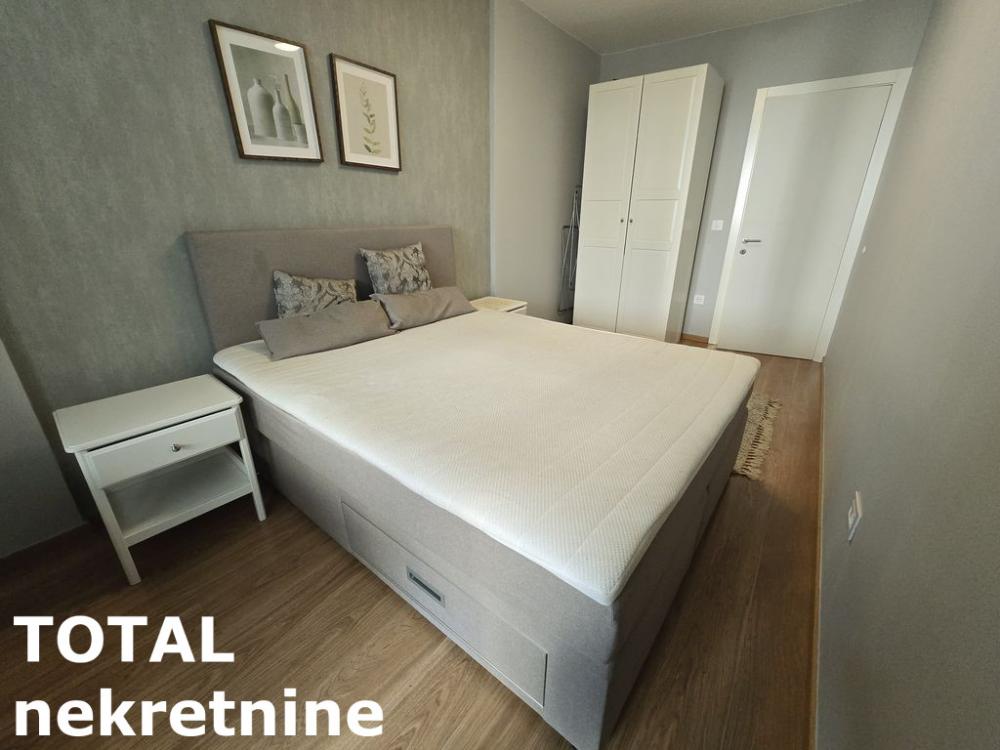 Slika 7 - Stan,NOVI SAD,CENTAR,kv: 49.00, € 250000, ID: 1100585