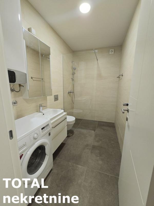 Slika 10 - Stan,NOVI SAD,CENTAR,kv: 49.00, € 250000, ID: 1100585