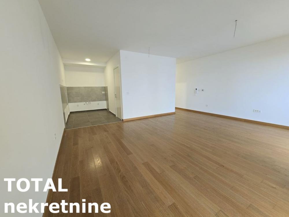 Slika 4 - Stan,NOVI SAD,CENTAR,kv: 86.00, € 393880, ID: 1100586