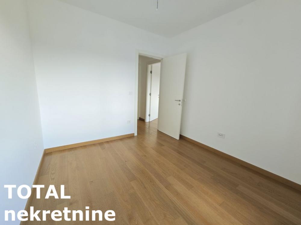 Slika 6 - Stan,NOVI SAD,CENTAR,kv: 86.00, € 393880, ID: 1100586