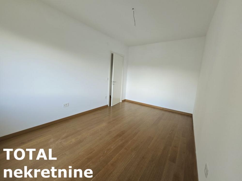 Slika 7 - Stan,NOVI SAD,CENTAR,kv: 86.00, € 393880, ID: 1100586