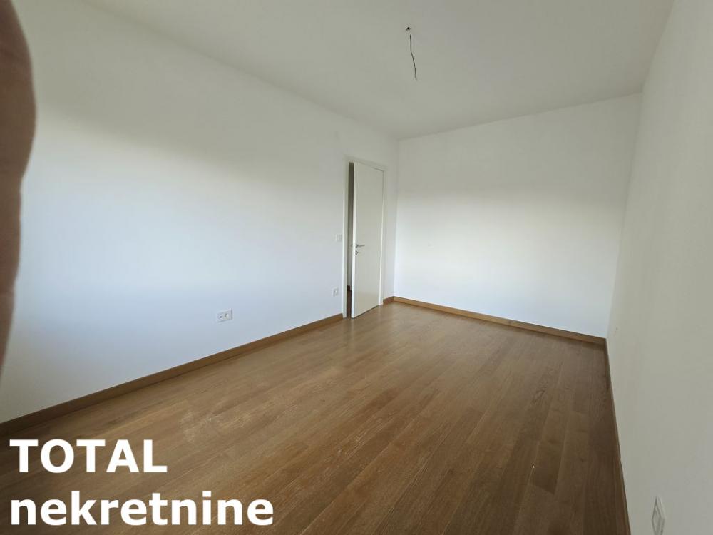 Slika 5 - Stan,NOVI SAD,CENTAR,kv: 86.00, € 393880, ID: 1100586