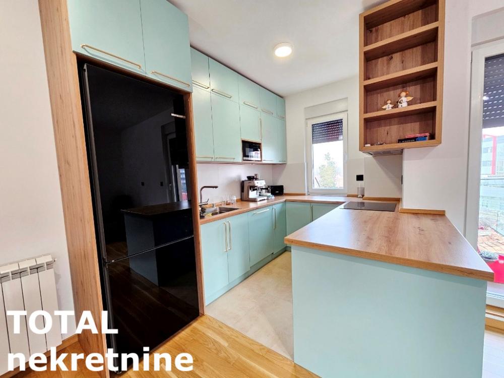 Slika 6 - Stan,NOVI SAD,CARA DUSANA,kv: 85.00, € 221000, ID: 1100093