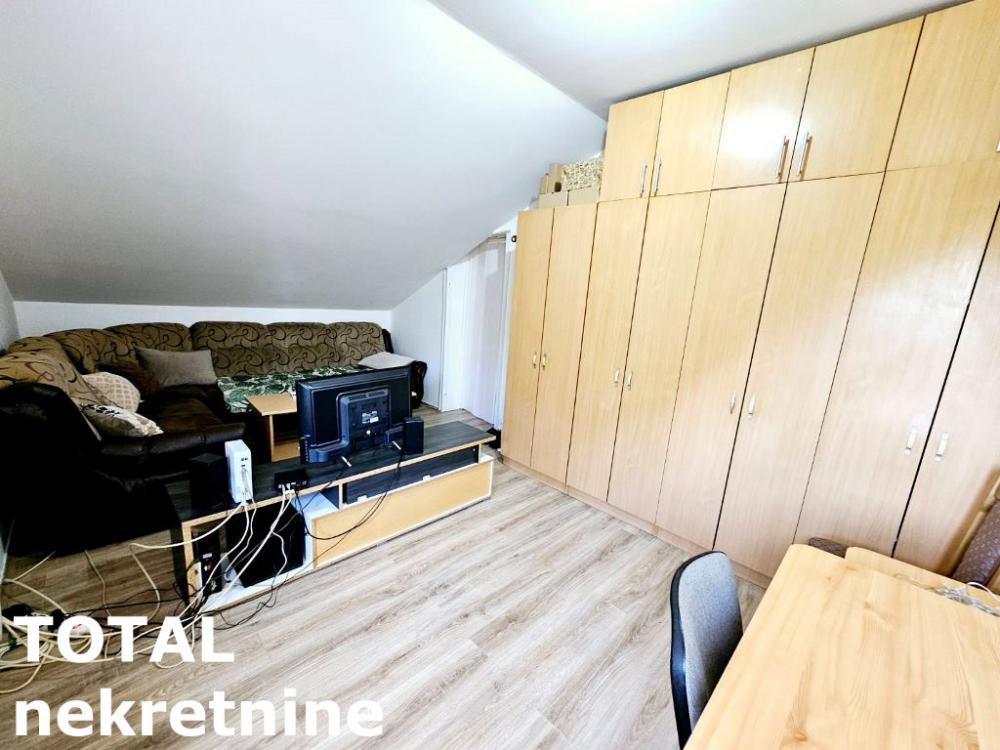 Slika 5 - Stan,NOVI SAD,TELEP,kv: 60.00, € 120000, ID: 1100935