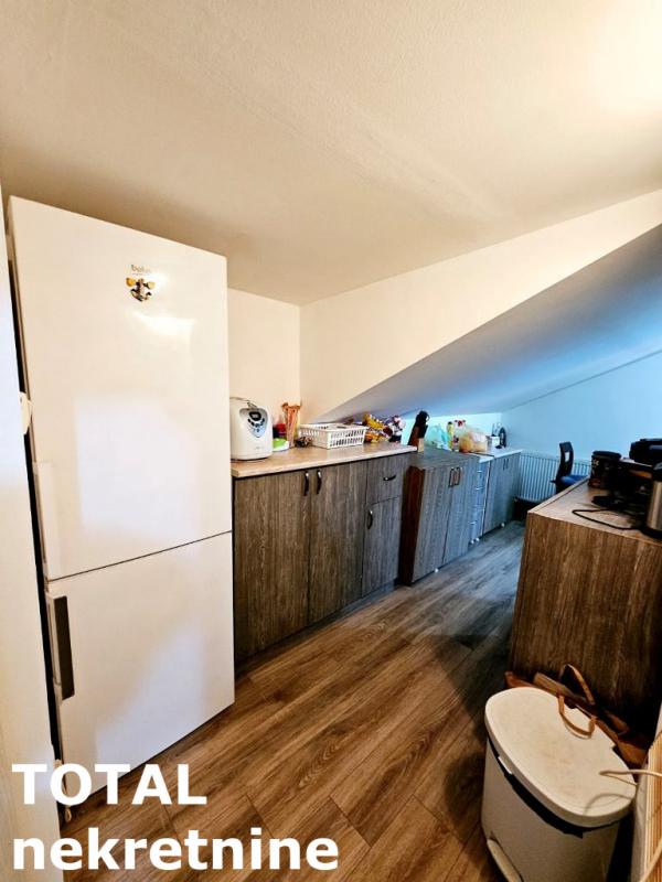 Slika 11 - Stan,NOVI SAD,TELEP,kv: 60.00, € 120000, ID: 1100935