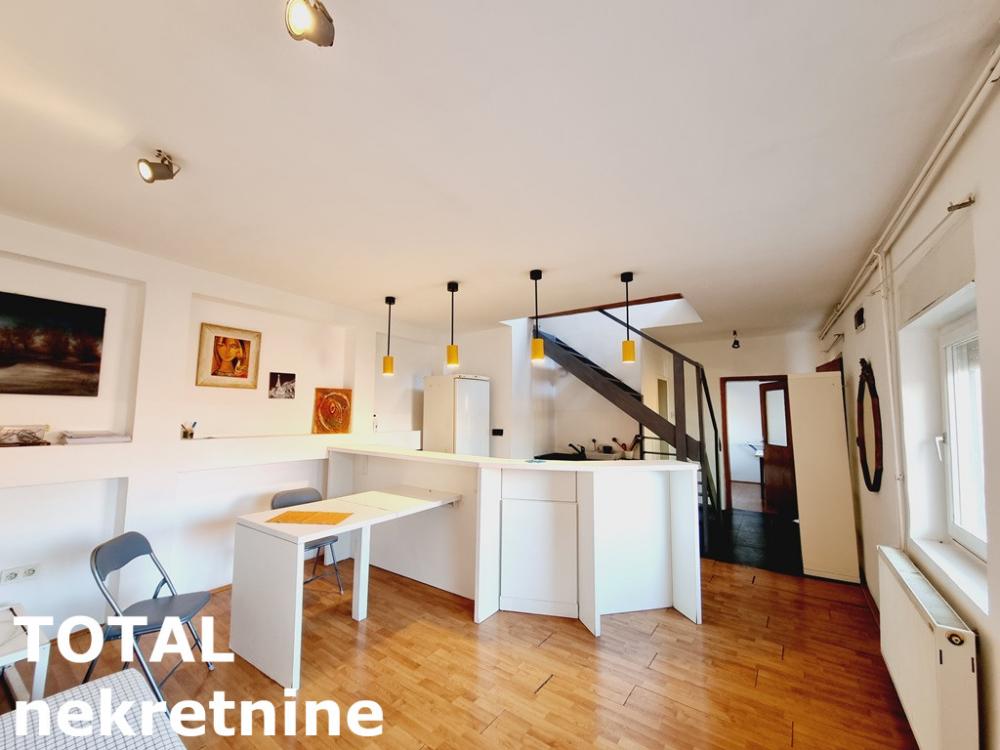 Slika 3 - Stan,PETROVARADIN,GRADIC,kv: 85.00, € 128750, ID: 1099515