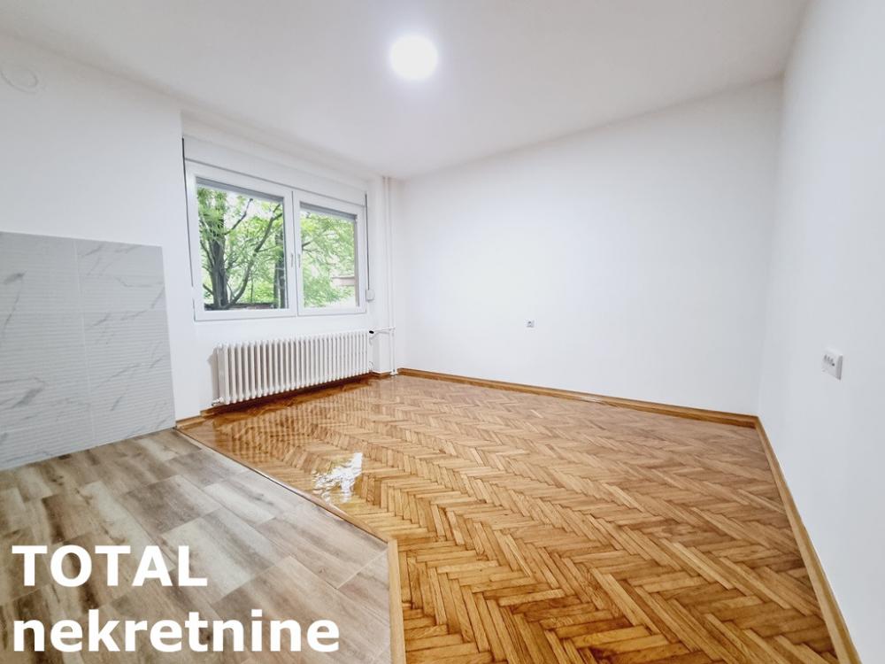 Slika 3 - Stan,NOVI SAD,GRBAVICA,kv: 52.00, € 140000, ID: 1100628