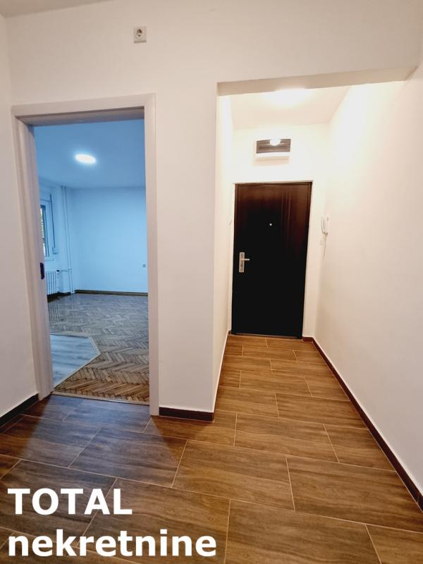 Slika 1 - Stan,NOVI SAD,GRBAVICA,kv: 52.00, € 140000, ID: 1100628
