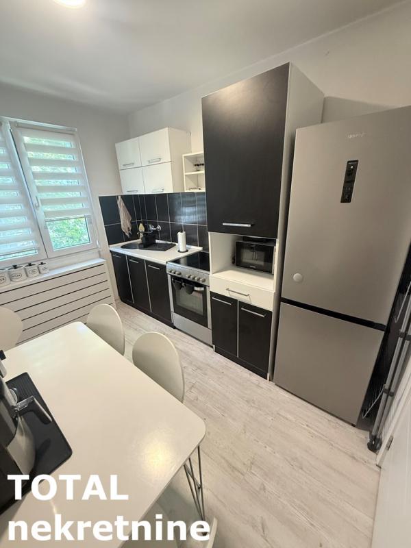 Slika 3 - Stan,NOVI SAD,SAJAM,kv: 55.00, € 149000, ID: 1100944