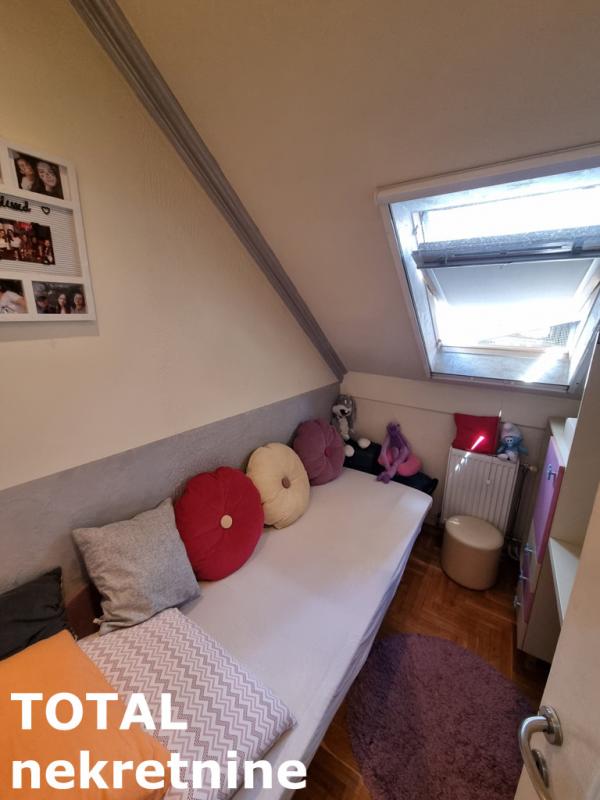 Slika 11 - Stan,NOVI SAD,BULEVAR,kv: 77.00, € 198800, ID: 1100936