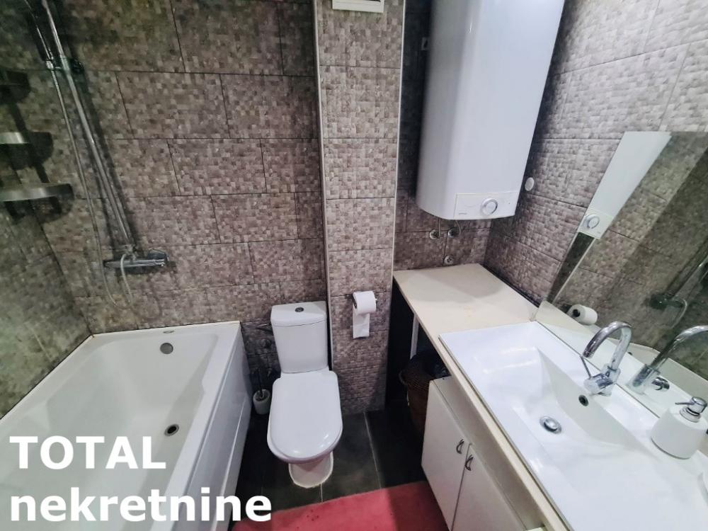 Slika 8 - Stan,NOVI SAD,ADICE,kv: 81.00, € 120000, ID: 1099625