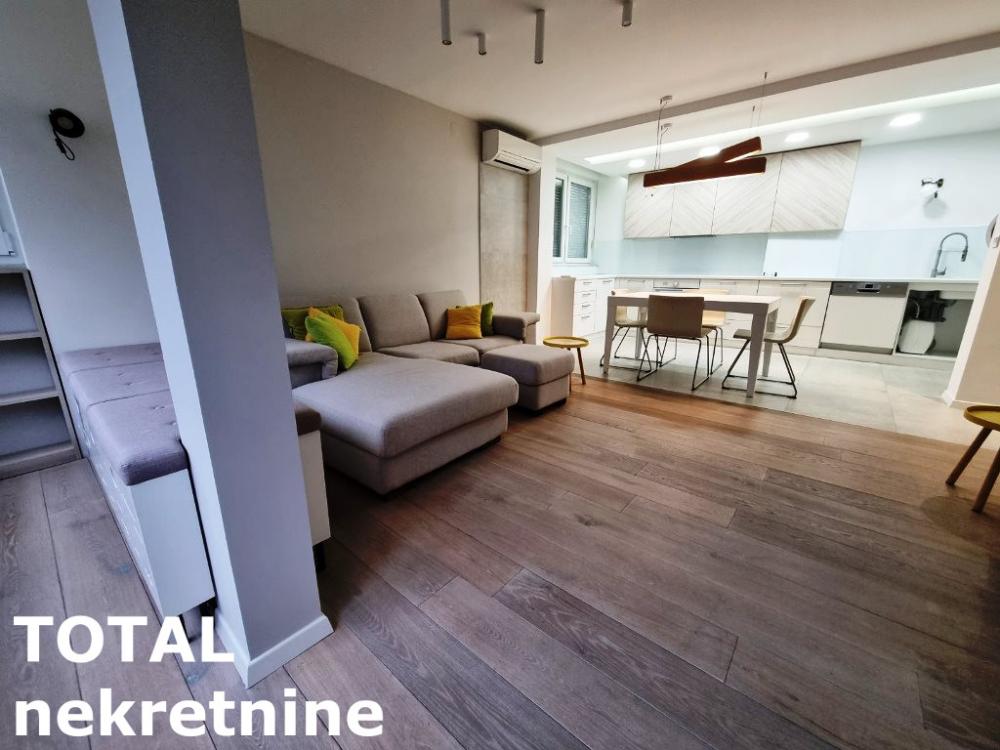 Slika 4 - Stan,NOVI SAD,LIMAN 1,kv: 56.00, € 190000, ID: 1097695