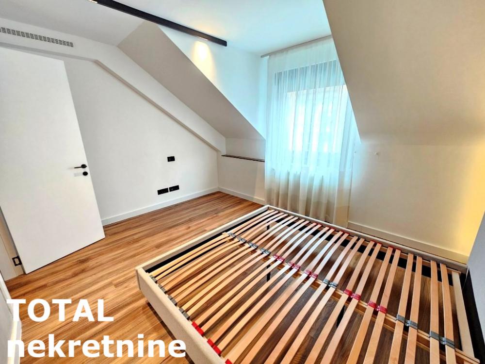 Slika 9 - Stan,NOVI SAD,CENTAR,kv: 119.00, € 321300, ID: 1100252