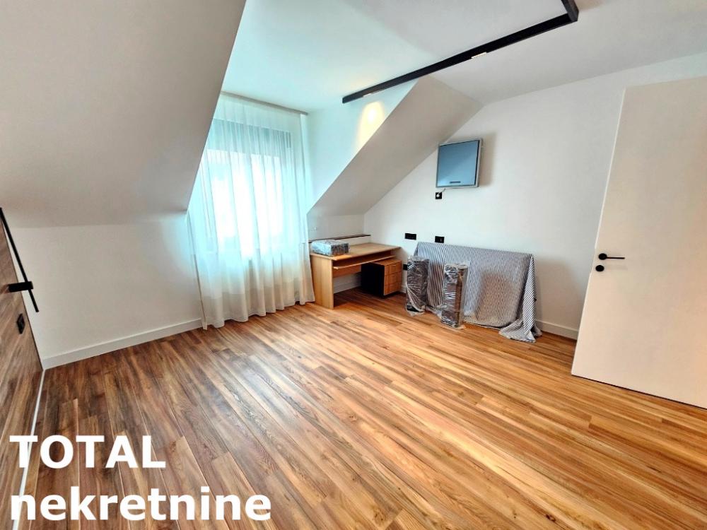 Slika 11 - Stan,NOVI SAD,CENTAR,kv: 119.00, € 321300, ID: 1100252