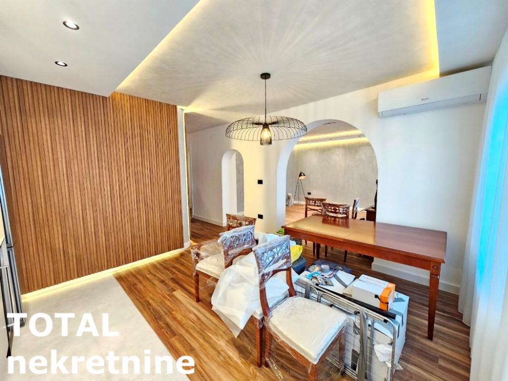 Slika 4 - Stan,NOVI SAD,CENTAR,kv: 119.00, € 321300, ID: 1100252