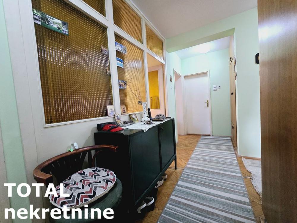 Slika 7 - Stan,NOVI SAD,CENTAR,kv: 86.00, € 329600, ID: 1099186